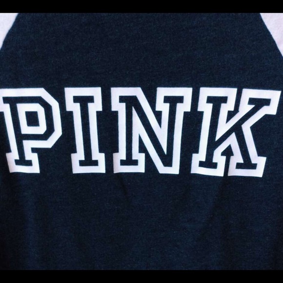 A Victoria’s Secret PINK comfy tee! - Picture 4 of 4